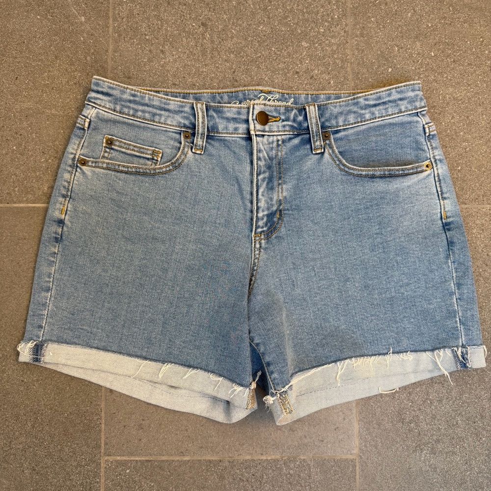 Universal Thread Mid Rise Boyfriend Short Stretch Cotton Light Wash Cuffed 8/29R